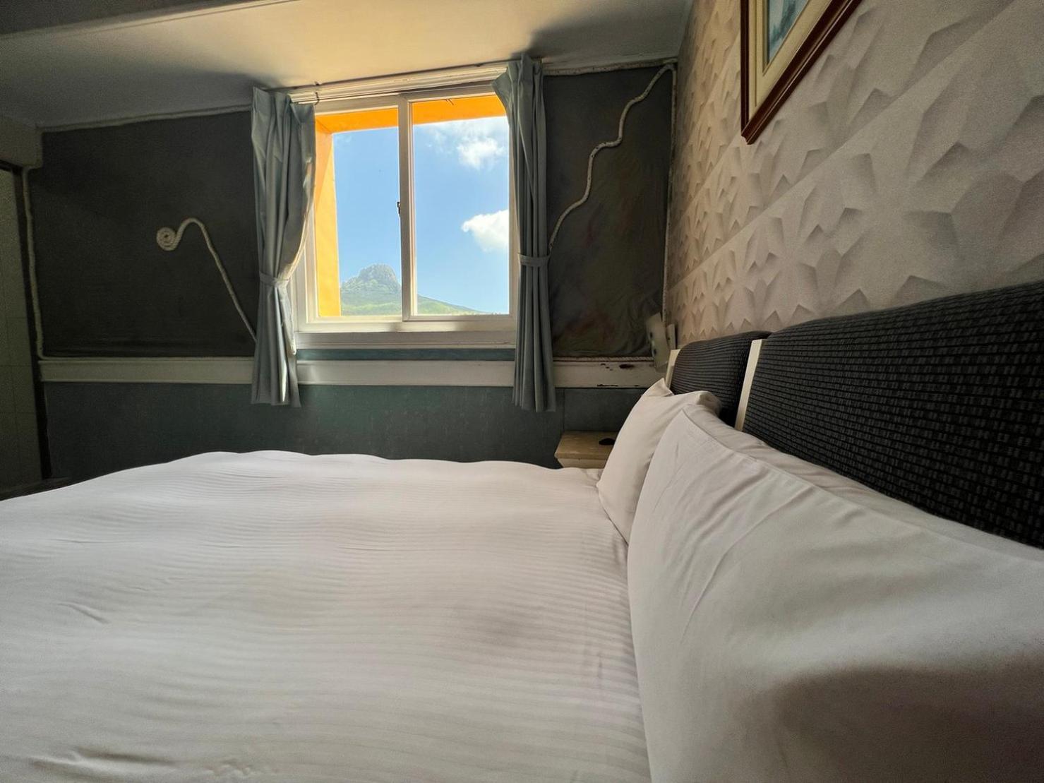 Dajenshan Hotel Vườn quốc gia Khẩn Đinh Phòng bức ảnh